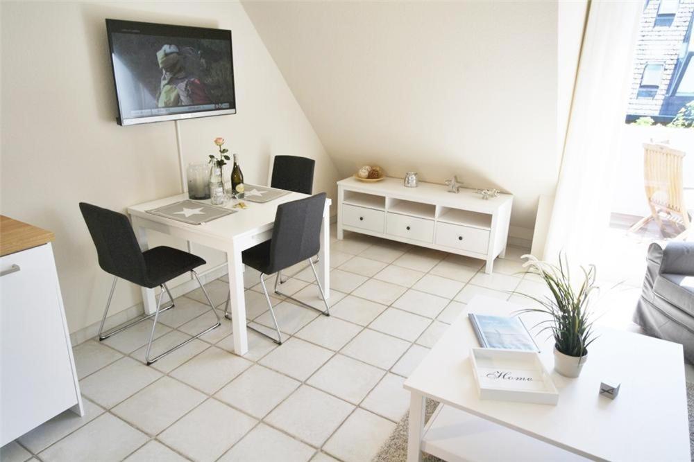 Wenningstedt-Braderup Haus-Kaept-N-Hein-Cors-1-Og-Dg-Wohnung-04 מראה חיצוני תמונה